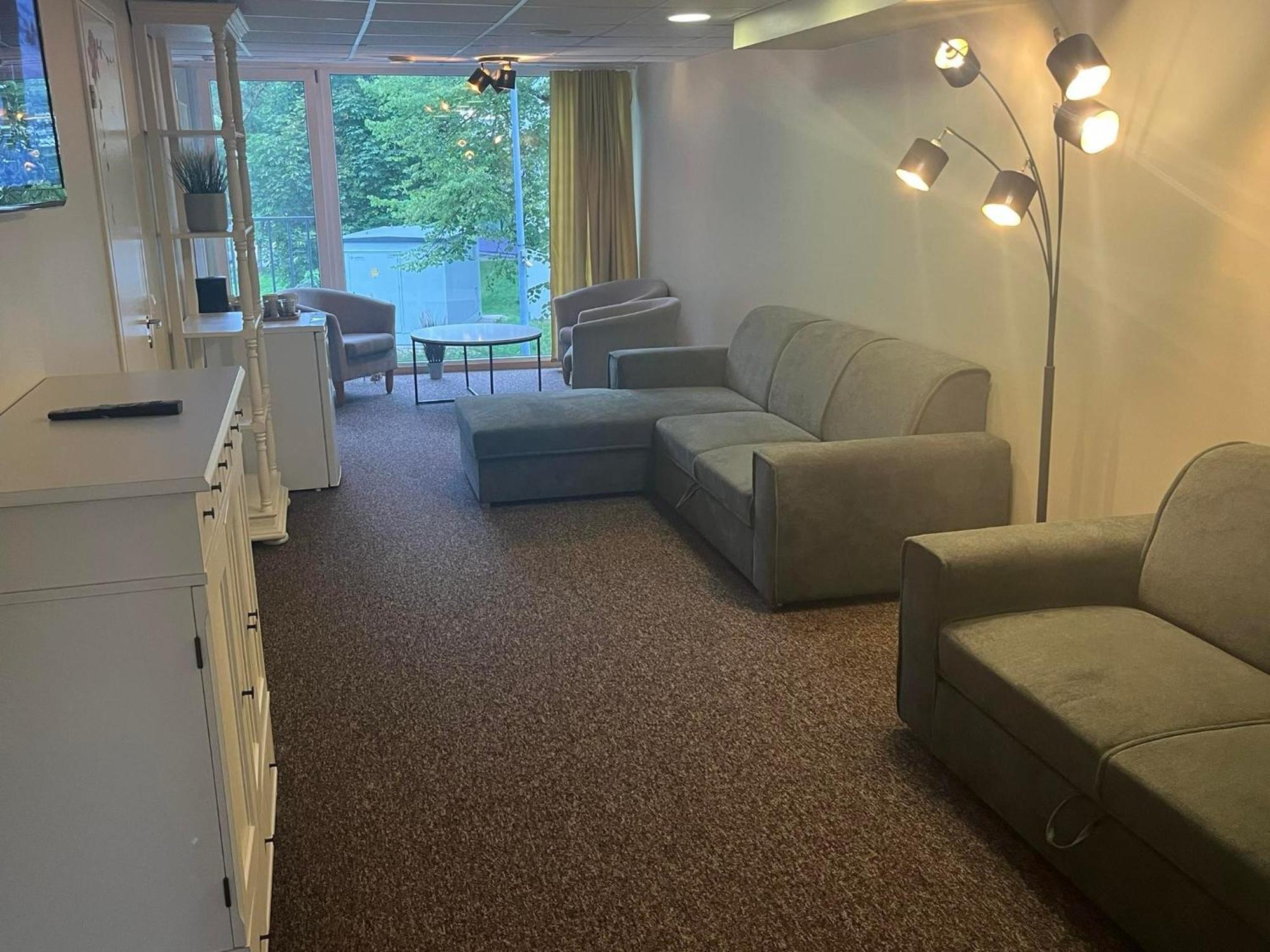 Carolina Hotel Pärnu Extérieur photo