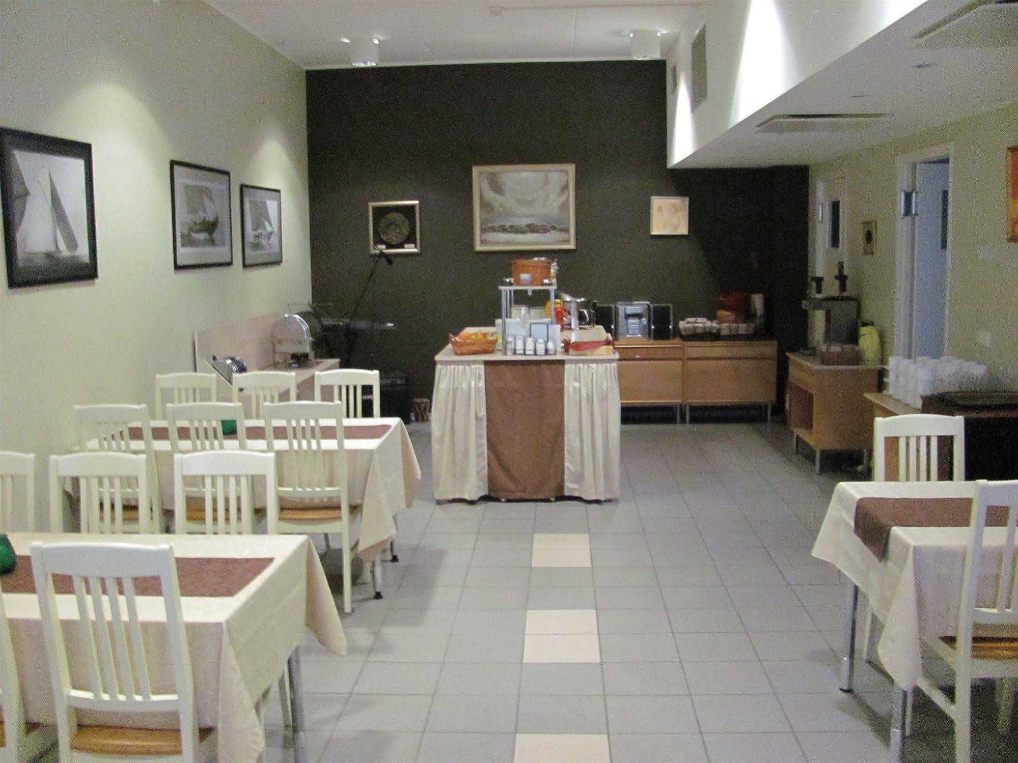 Carolina Hotel Pärnu Extérieur photo